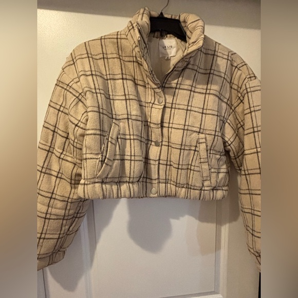 Boutique Plaid Puffer Jacket - Picture 5 of 10